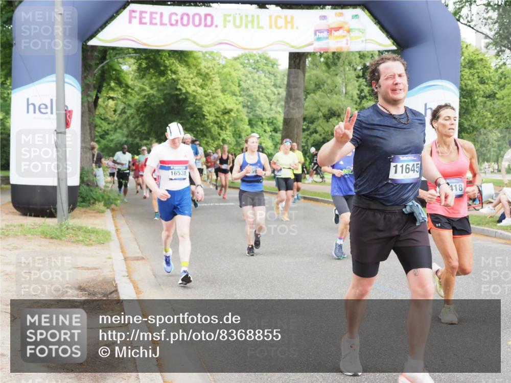 29.06.2025 - hella hamburg halbmarathon MichiJ http://msf.ph/oto/8368855 29.06.2025 10:44:20 Zwischen KM18-KM19 1200, 3859, 4426, 5015, 5134, 5457, 5458, 5728, 7159, 11645, 12773, 15110, 15584, 16418, 16531, 16909, 17848, 18966 meine-sportfotos.de