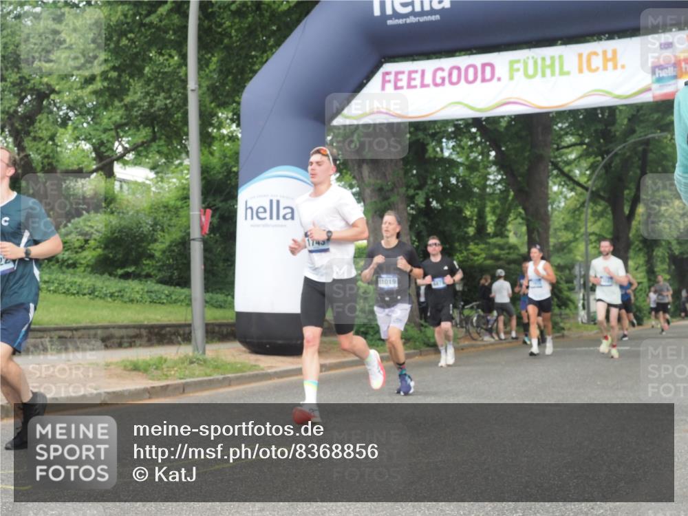 29.06.2025 - hella hamburg halbmarathon KatJ http://msf.ph/oto/8368856 29.06.2025 10:23:20 Zwischen KM18-KM19 1743, 5550, 7628 meine-sportfotos.de