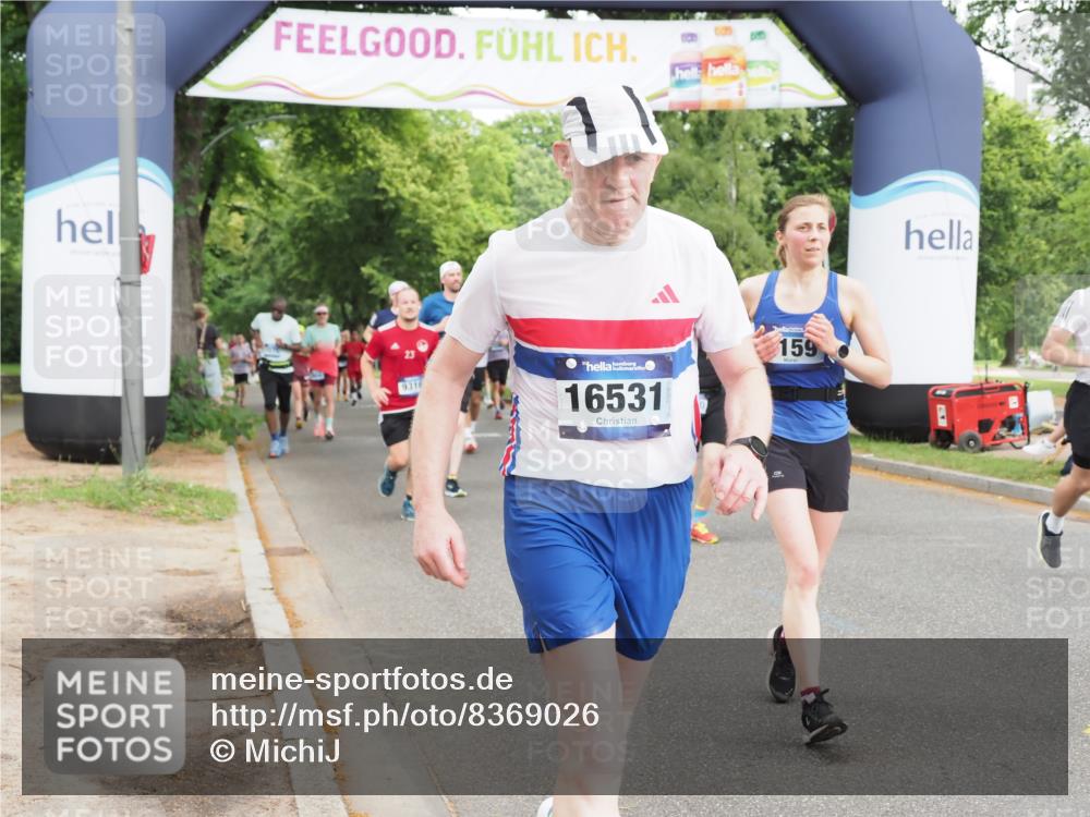 29.06.2025 - hella hamburg halbmarathon MichiJ http://msf.ph/oto/8369026 29.06.2025 10:44:22 Zwischen KM18-KM19 1200, 3575, 4632, 5015, 5134, 5391, 5728, 6892, 7159, 9316, 11645, 12773, 15110, 15220, 16418, 16531, 16909, 17405, 17848, 18180 meine-sportfotos.de