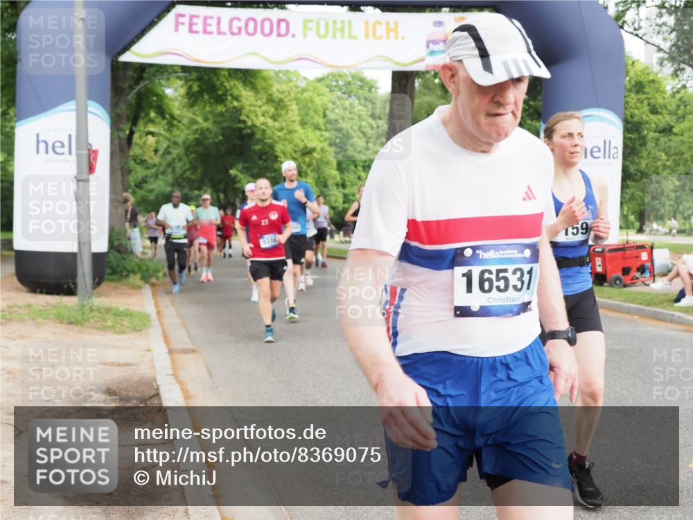 29.06.2025 - hella hamburg halbmarathon MichiJ http://msf.ph/oto/8369075 29.06.2025 10:44:22 Zwischen KM18-KM19 1200, 3575, 4632, 5015, 5134, 5391, 5728, 6892, 7159, 9316, 11645, 12773, 15110, 15220, 16418, 16531, 16909, 17405, 17848, 18180 meine-sportfotos.de