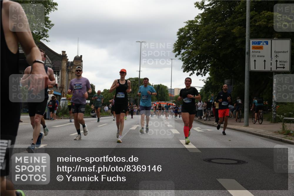 29.06.2025 - hella hamburg halbmarathon Yannick Fuchs http://msf.ph/oto/8369146 29.06.2025 10:53:30 20KM 2348, 2780, 3114, 3279, 3425, 4238, 4796, 4986, 5885, 6087, 6220, 6438, 7031, 7287, 8030, 8326, 8481, 8807, 9985, 10488, 10587, 10896, 11018, 11114, 11757, 11935, 11938, 12206, 12261, 12564, 12736, 12779, 12862, 13583, 13706, 13761, 14567, 14732, 14902, 14928, 14965, 15232, 15284, 15785, 15914, 16227, 16530, 16754, 16910, 16915, 16980, 17176, 17304, 17503, 17630, 18467, 18485, 18716, 18855, 19015, 19160 meine-sportfotos.de