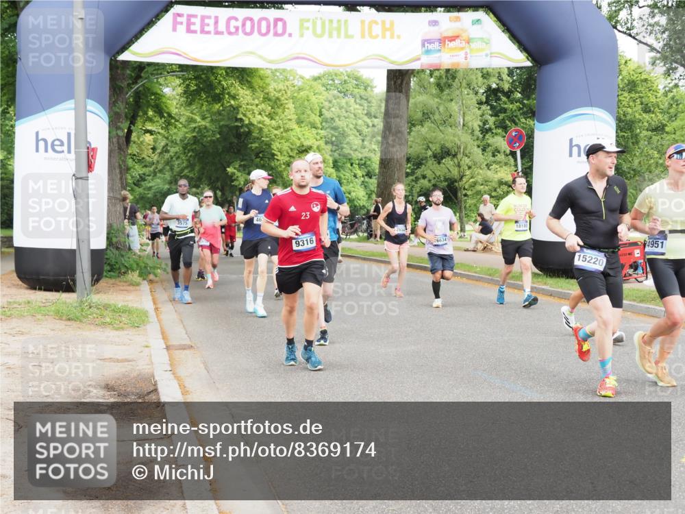 29.06.2025 - hella hamburg halbmarathon MichiJ http://msf.ph/oto/8369174 29.06.2025 10:44:23 Zwischen KM18-KM19 2652, 3575, 4632, 5015, 5134, 5391, 6892, 7159, 9316, 10788, 11645, 12773, 15110, 15220, 16418, 16531, 16634, 16909, 17405, 17848, 18180 meine-sportfotos.de