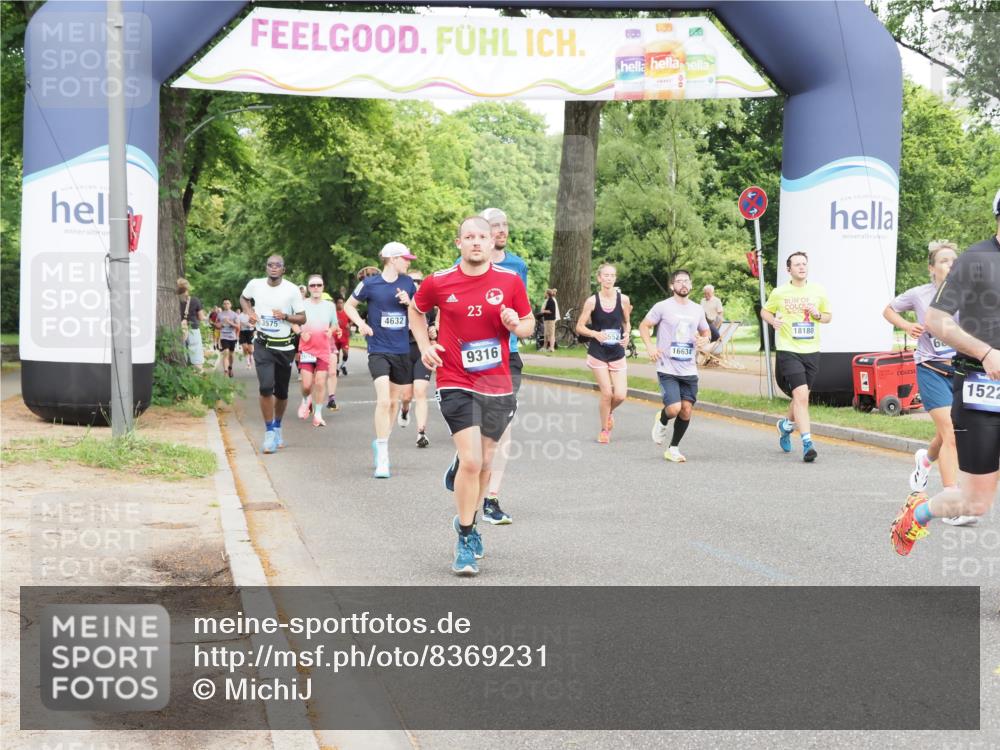 29.06.2025 - hella hamburg halbmarathon MichiJ http://msf.ph/oto/8369231 29.06.2025 10:44:23 Zwischen KM18-KM19 2652, 3575, 4632, 5015, 5134, 5391, 6892, 7159, 9316, 10788, 11645, 12773, 15110, 15220, 16418, 16531, 16634, 16909, 17405, 17848, 18180 meine-sportfotos.de