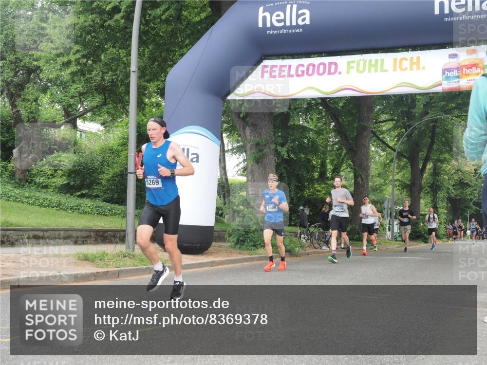 29.06.2025 - hella hamburg halbmarathon KatJ http://msf.ph/oto/8369378 29.06.2025 10:23:26 Zwischen KM18-KM19 1743, 5269 meine-sportfotos.de