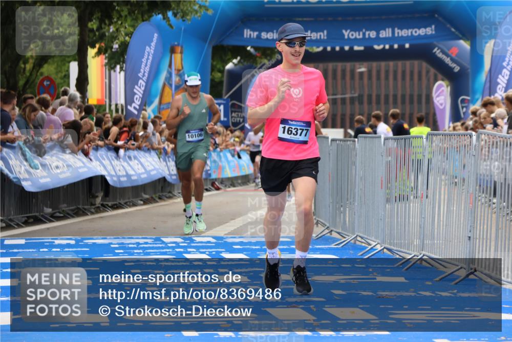 29.06.2025 - hella hamburg halbmarathon Strokosch-Dieckow http://msf.ph/oto/8369486 29.06.2025 10:27:52 Ziel 1122, 10106, 10485, 12189, 16377 meine-sportfotos.de