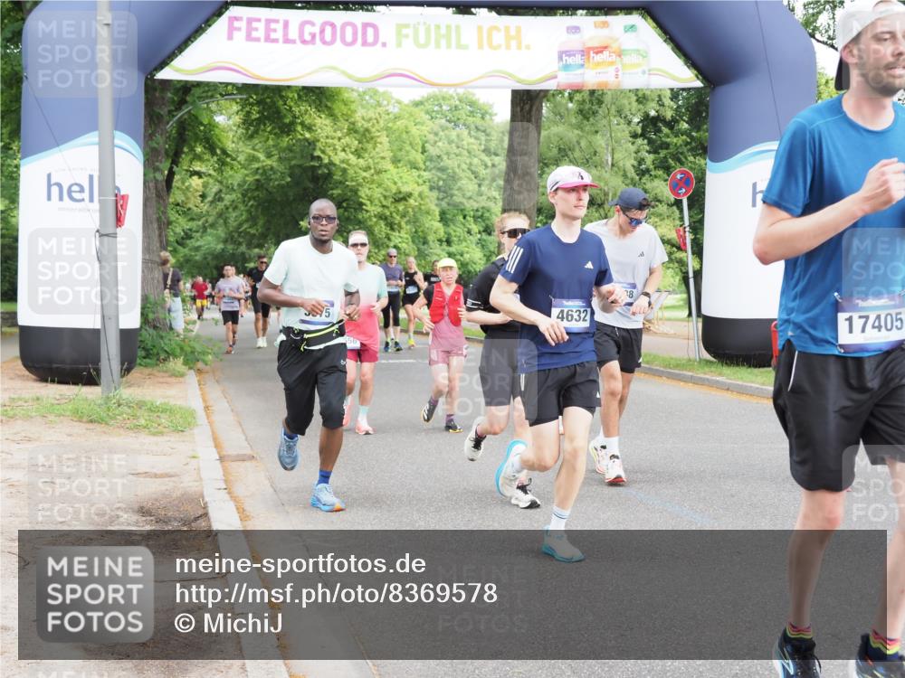 29.06.2025 - hella hamburg halbmarathon MichiJ http://msf.ph/oto/8369578 29.06.2025 10:44:25 Zwischen KM18-KM19 2652, 2656, 3575, 4632, 5391, 6892, 7159, 9316, 10788, 11645, 15220, 15664, 16418, 16531, 16634, 16909, 17405, 17848, 18180 meine-sportfotos.de