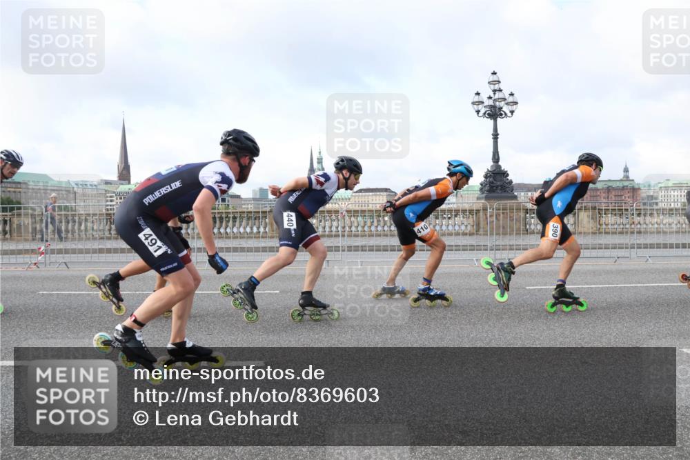29.06.2025 - hella hamburg halbmarathon Lena Gebhardt http://msf.ph/oto/8369603 29.06.2025 08:50:03 Lombardsbrücke 491, 440, 410 meine-sportfotos.de