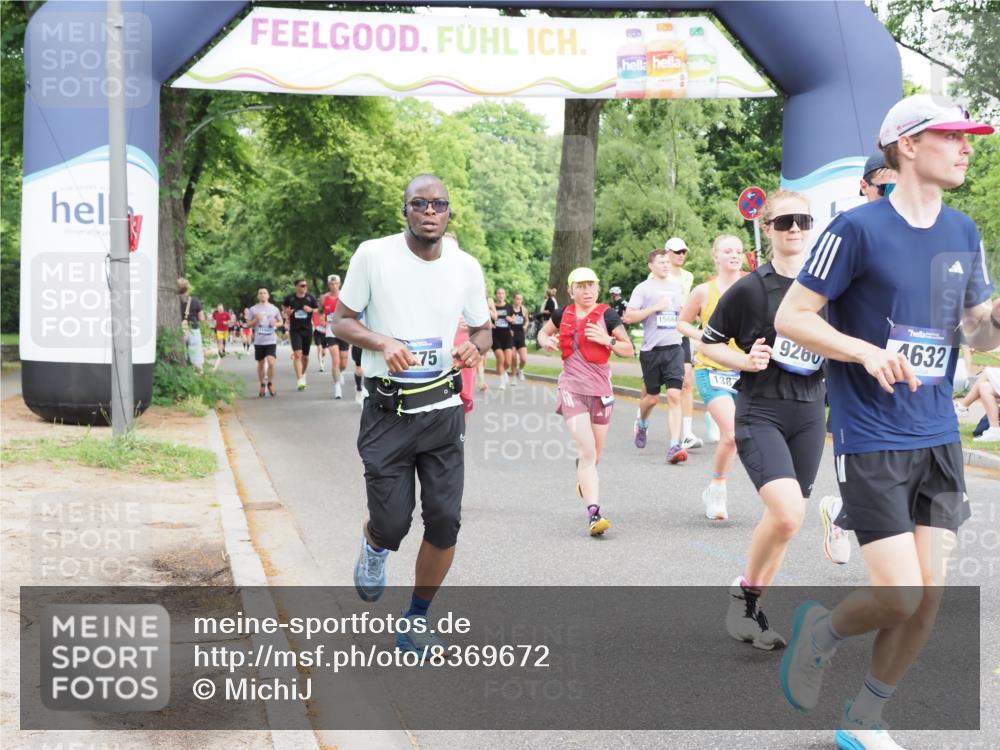 29.06.2025 - hella hamburg halbmarathon MichiJ http://msf.ph/oto/8369672 29.06.2025 10:44:26 Zwischen KM18-KM19 1387, 2652, 2656, 3575, 4632, 5391, 6892, 7159, 9316, 10788, 11645, 15220, 15664, 16418, 16634, 16909, 17405, 18180, 18325, 18531 meine-sportfotos.de