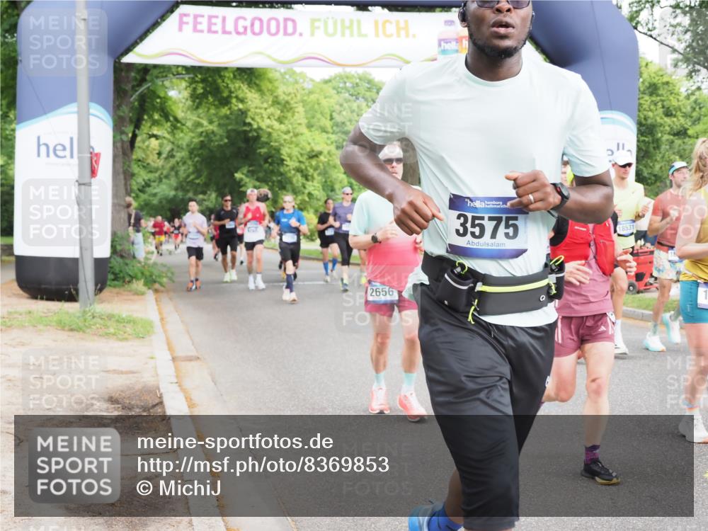 29.06.2025 - hella hamburg halbmarathon MichiJ http://msf.ph/oto/8369853 29.06.2025 10:44:27 Zwischen KM18-KM19 1387, 2652, 2656, 3575, 4632, 5391, 6892, 7159, 9316, 10788, 15220, 15664, 16418, 16634, 16909, 17405, 18180, 18325, 18531 meine-sportfotos.de