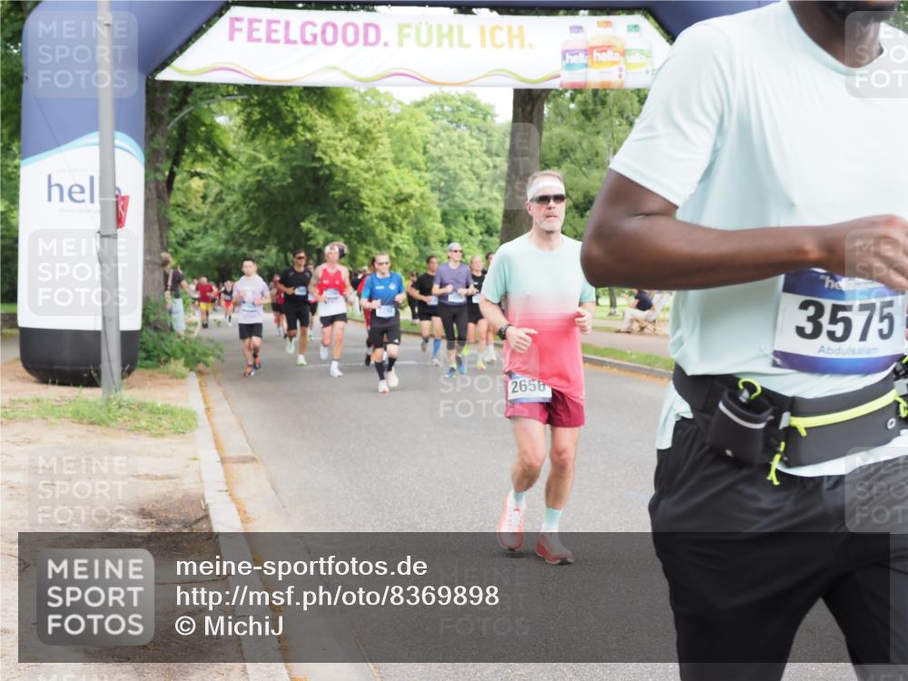 29.06.2025 - hella hamburg halbmarathon MichiJ http://msf.ph/oto/8369898 29.06.2025 10:44:27 Zwischen KM18-KM19 1387, 2652, 2656, 3575, 4632, 5391, 6892, 7159, 9316, 10788, 15220, 15664, 16418, 16634, 16909, 17405, 18180, 18325, 18531 meine-sportfotos.de