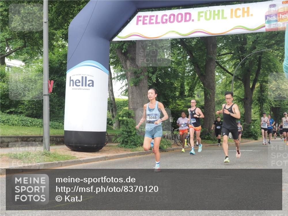 29.06.2025 - hella hamburg halbmarathon KatJ http://msf.ph/oto/8370120 29.06.2025 10:23:37 Zwischen KM18-KM19 4477, 5048, 5152 meine-sportfotos.de