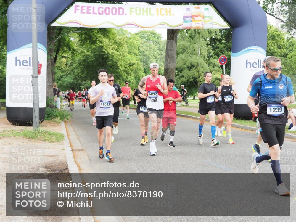 29.06.2025 - hella hamburg halbmarathon MichiJ http://msf.ph/oto/8370190 29.06.2025 10:44:31 Zwischen KM18-KM19 1239, 1387, 2652, 2656, 3141, 4579, 6592, 10599, 10788, 11018, 11043, 13863, 14266, 15664, 16227, 16634, 17543, 18325, 18531 meine-sportfotos.de
