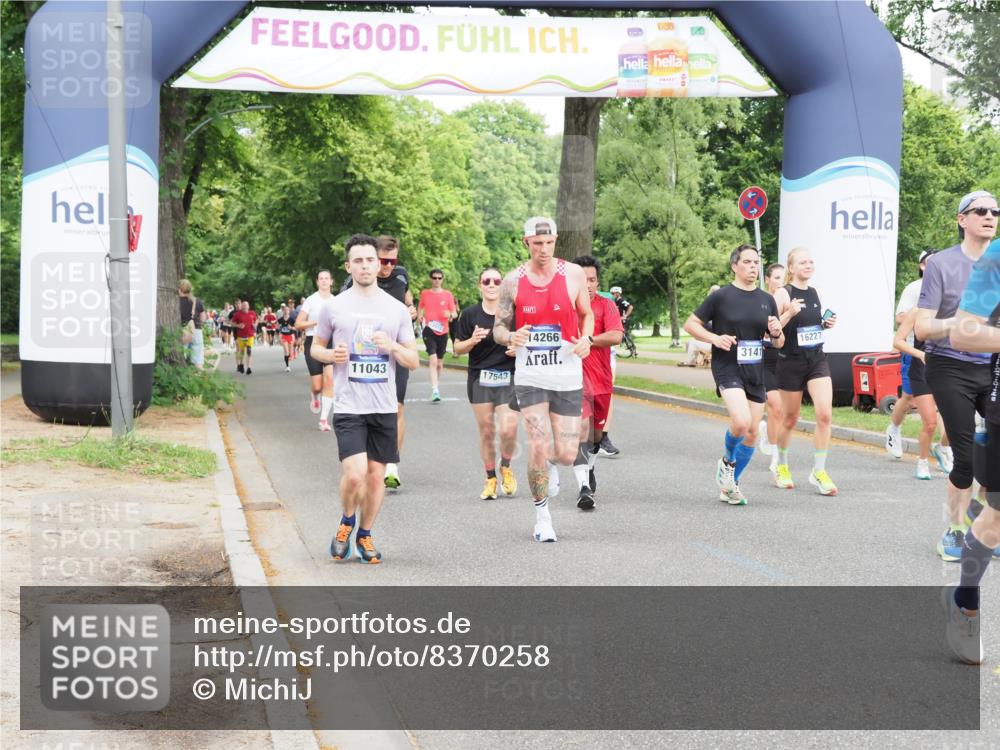 29.06.2025 - hella hamburg halbmarathon MichiJ http://msf.ph/oto/8370258 29.06.2025 10:44:31 Zwischen KM18-KM19 1239, 1387, 2652, 2656, 3141, 4579, 6592, 10599, 10788, 11018, 11043, 13863, 14266, 15664, 16227, 16634, 17543, 18325, 18531 meine-sportfotos.de