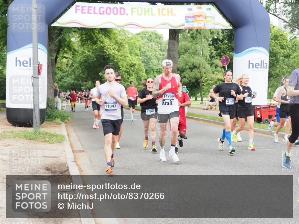 29.06.2025 - hella hamburg halbmarathon MichiJ http://msf.ph/oto/8370266 29.06.2025 10:44:31 Zwischen KM18-KM19 1239, 1387, 2652, 2656, 3141, 4579, 6592, 10599, 10788, 11018, 11043, 13863, 14266, 15664, 16227, 16634, 17543, 18325, 18531 meine-sportfotos.de