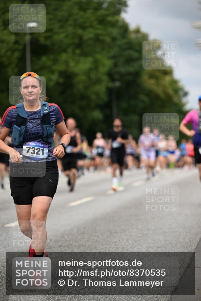 29.06.2025 - hella hamburg halbmarathon Dr. Thomas Lammeyer http://msf.ph/oto/8370535 29.06.2025 10:42:01 Kennedybrücke 1337, 1475, 1799, 1985, 2016, 2031, 2853, 3286, 3880, 4762, 5139, 5522, 5523, 6697, 6955, 7124, 7321, 7629, 8499, 8811, 8843, 8985, 9288, 9524, 9894, 10025, 10159, 10506, 10836, 11087 meine-sportfotos.de