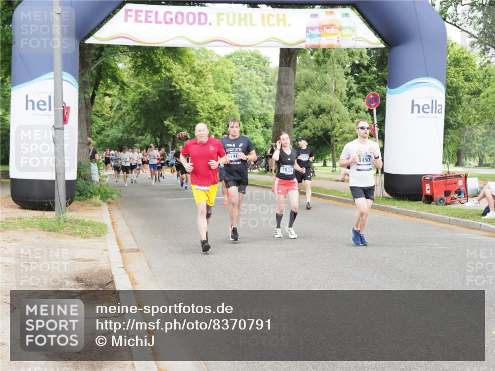 29.06.2025 - hella hamburg halbmarathon MichiJ http://msf.ph/oto/8370791 29.06.2025 10:44:40 Zwischen KM18-KM19 2711, 7833, 8322, 9450, 9485, 17415, 18508, 18587, 18652 meine-sportfotos.de