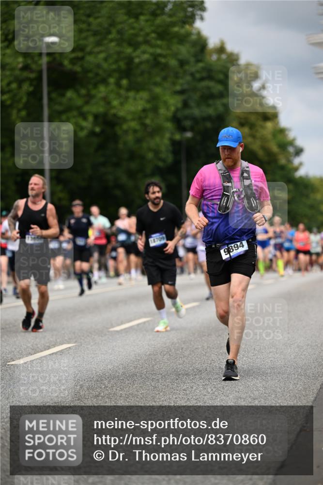 29.06.2025 - hella hamburg halbmarathon Dr. Thomas Lammeyer http://msf.ph/oto/8370860 29.06.2025 10:42:04 Kennedybrücke 1337, 1475, 1799, 1985, 2016, 2031, 2124, 2853, 3286, 3880, 4762, 5139, 5522, 5523, 5875, 6697, 6955, 7124, 7321, 7629, 8499, 8811, 8985, 9391, 9524, 9894, 10025, 10506, 10836, 11087, 11164 meine-sportfotos.de