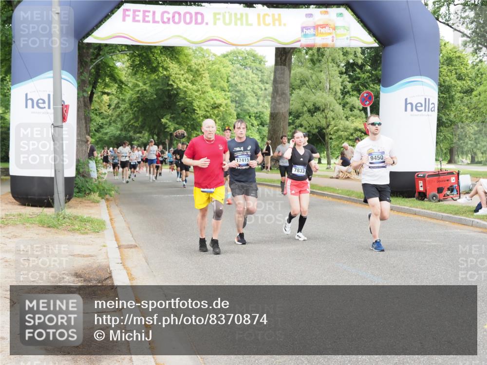 29.06.2025 - hella hamburg halbmarathon MichiJ http://msf.ph/oto/8370874 29.06.2025 10:44:40 Zwischen KM18-KM19 2711, 7833, 8322, 9450, 9485, 17415, 18508, 18587, 18652 meine-sportfotos.de