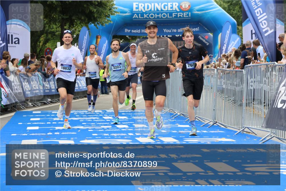 29.06.2025 - hella hamburg halbmarathon Strokosch-Dieckow http://msf.ph/oto/8370899 29.06.2025 10:27:34 Ziel 2203, 4678, 5367, 7651, 8731, 9804, 10655, 12341, 13941, 17354, 18567, 18832, 19114 meine-sportfotos.de