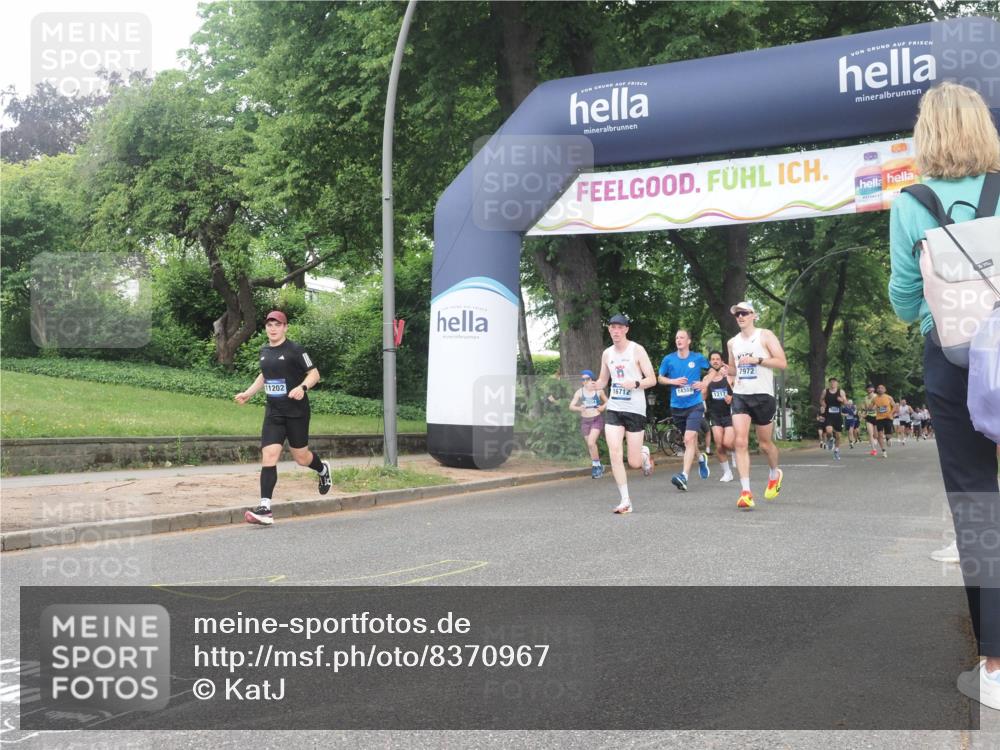 29.06.2025 - hella hamburg halbmarathon KatJ http://msf.ph/oto/8370967 29.06.2025 10:23:43 Zwischen KM18-KM19 57, 1217, 5048, 6169, 7972 meine-sportfotos.de
