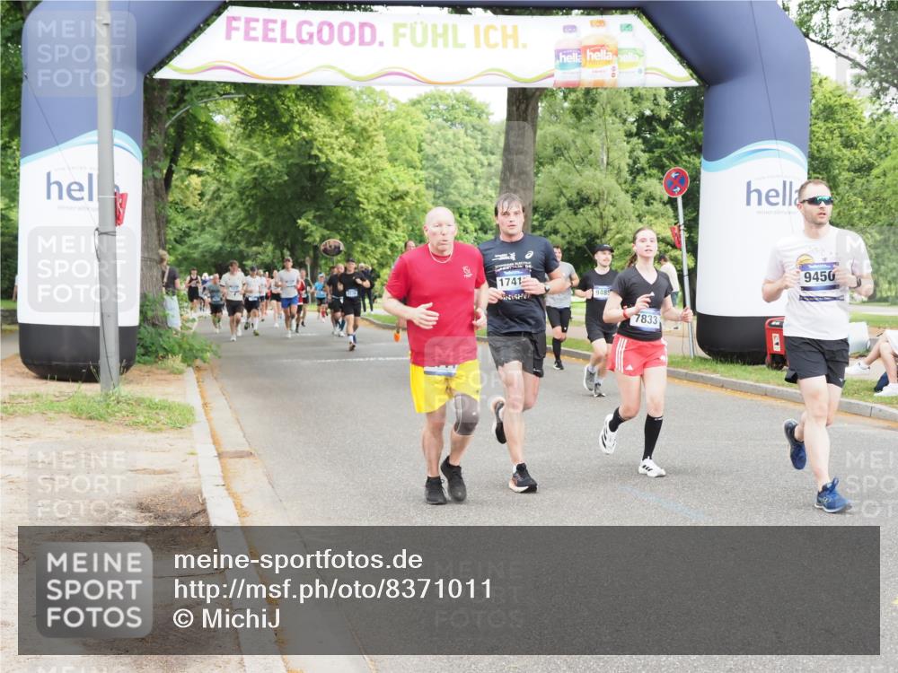 29.06.2025 - hella hamburg halbmarathon MichiJ http://msf.ph/oto/8371011 29.06.2025 10:44:41 Zwischen KM18-KM19 2711, 7082, 7833, 8322, 9450, 9485, 10383, 17415, 18508, 18587, 18652 meine-sportfotos.de