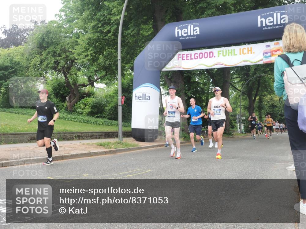 29.06.2025 - hella hamburg halbmarathon KatJ http://msf.ph/oto/8371053 29.06.2025 10:23:44 Zwischen KM18-KM19 57, 1217, 5048, 6169, 7972 meine-sportfotos.de