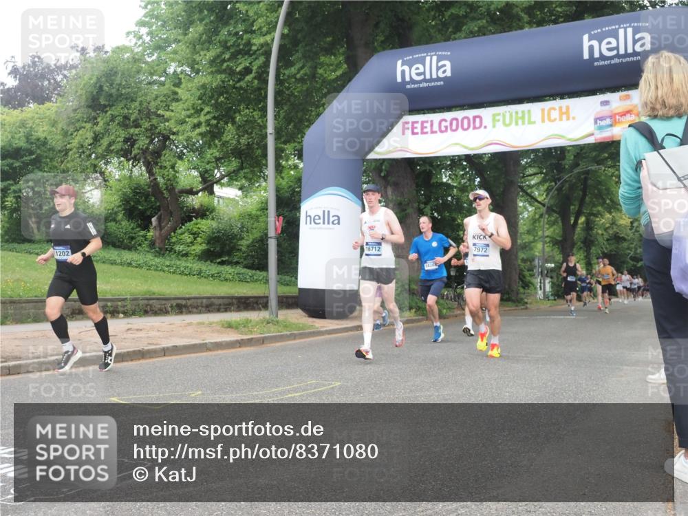 29.06.2025 - hella hamburg halbmarathon KatJ http://msf.ph/oto/8371080 29.06.2025 10:23:44 Zwischen KM18-KM19 57, 1217, 5048, 6169, 7972 meine-sportfotos.de
