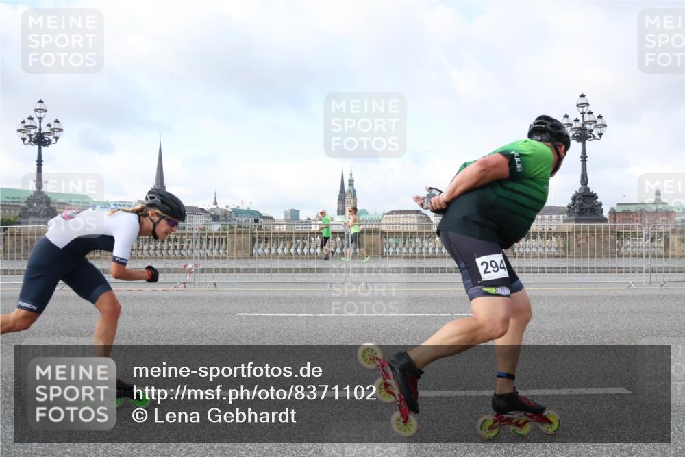 29.06.2025 - hella hamburg halbmarathon Lena Gebhardt http://msf.ph/oto/8371102 29.06.2025 08:50:44 Lombardsbrücke 294 meine-sportfotos.de