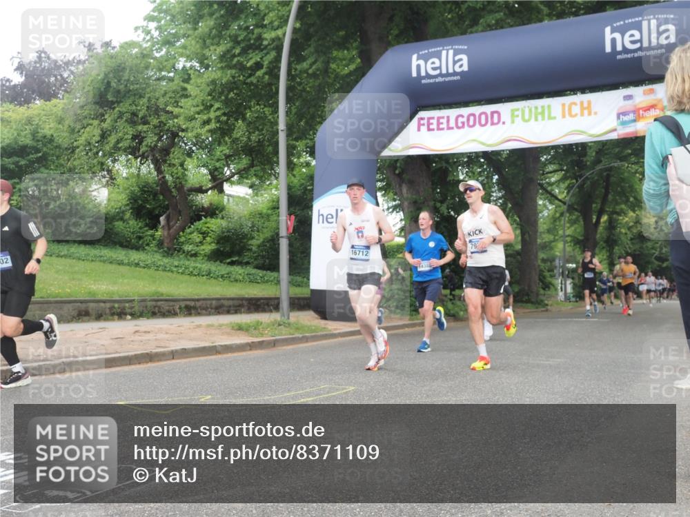 29.06.2025 - hella hamburg halbmarathon KatJ http://msf.ph/oto/8371109 29.06.2025 10:23:44 Zwischen KM18-KM19 57, 1217, 5048, 6169, 7972 meine-sportfotos.de