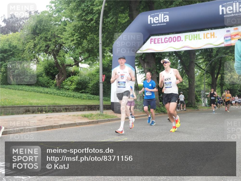 29.06.2025 - hella hamburg halbmarathon KatJ http://msf.ph/oto/8371156 29.06.2025 10:23:44 Zwischen KM18-KM19 57, 1217, 5048, 6169, 7972 meine-sportfotos.de