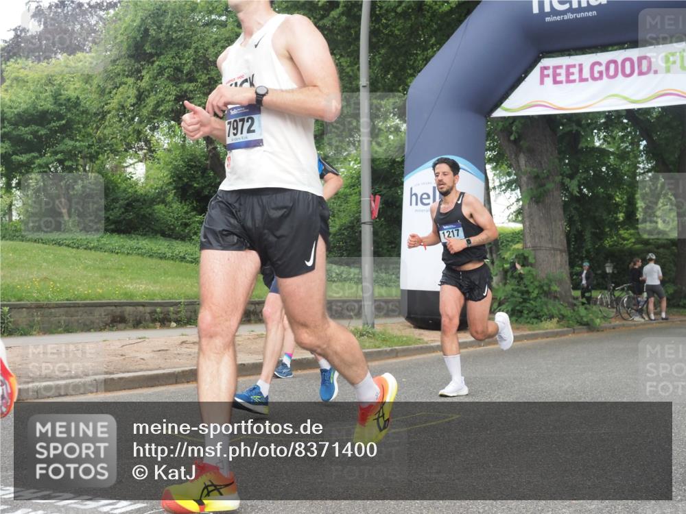 29.06.2025 - hella hamburg halbmarathon KatJ http://msf.ph/oto/8371400 29.06.2025 10:23:45 Zwischen KM18-KM19 57, 1217, 6169, 7884, 7972 meine-sportfotos.de