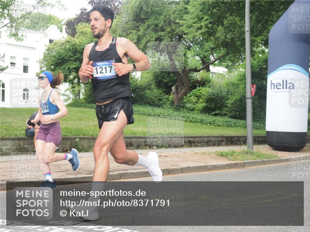 29.06.2025 - hella hamburg halbmarathon KatJ http://msf.ph/oto/8371791 29.06.2025 10:23:46 Zwischen KM18-KM19 57, 1217, 6169, 7884, 7972 meine-sportfotos.de