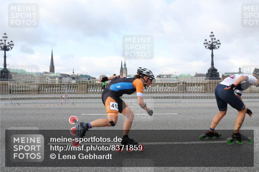 29.06.2025 - hella hamburg halbmarathon Lena Gebhardt http://msf.ph/oto/8371859 29.06.2025 08:50:44 Lombardsbrücke 41 meine-sportfotos.de
