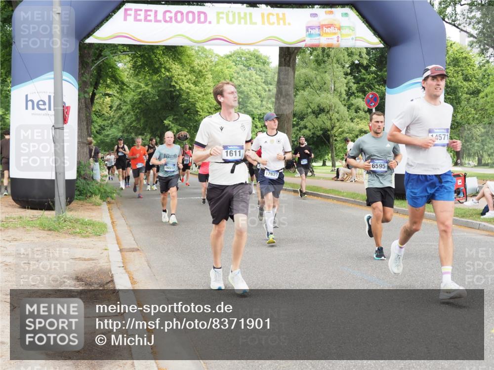 29.06.2025 - hella hamburg halbmarathon MichiJ http://msf.ph/oto/8371901 29.06.2025 10:44:49 Zwischen KM18-KM19 1611, 2236, 2840, 6595, 7082, 10383, 12495, 13880, 14369, 14571, 15145, 15197, 17827, 18891 meine-sportfotos.de