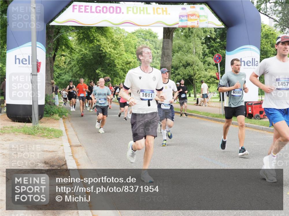 29.06.2025 - hella hamburg halbmarathon MichiJ http://msf.ph/oto/8371954 29.06.2025 10:44:49 Zwischen KM18-KM19 1611, 2236, 2840, 6595, 7082, 10383, 12495, 13880, 14369, 14571, 15145, 15197, 17827, 18891 meine-sportfotos.de