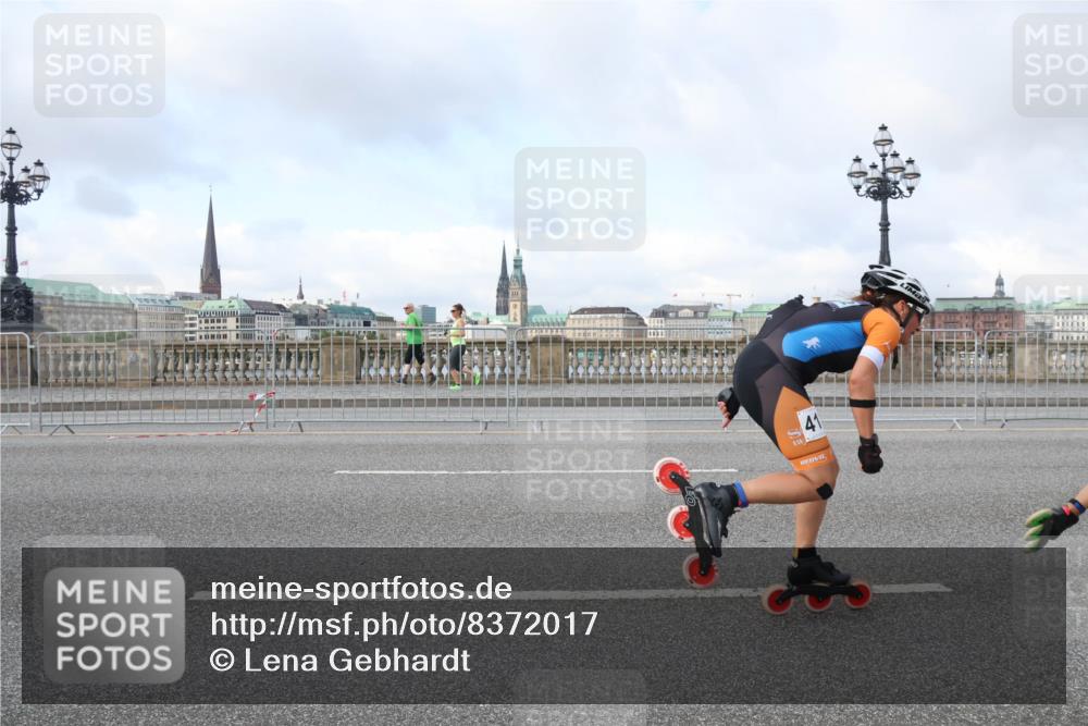 29.06.2025 - hella hamburg halbmarathon Lena Gebhardt http://msf.ph/oto/8372017 29.06.2025 08:50:44 Lombardsbrücke 41 meine-sportfotos.de