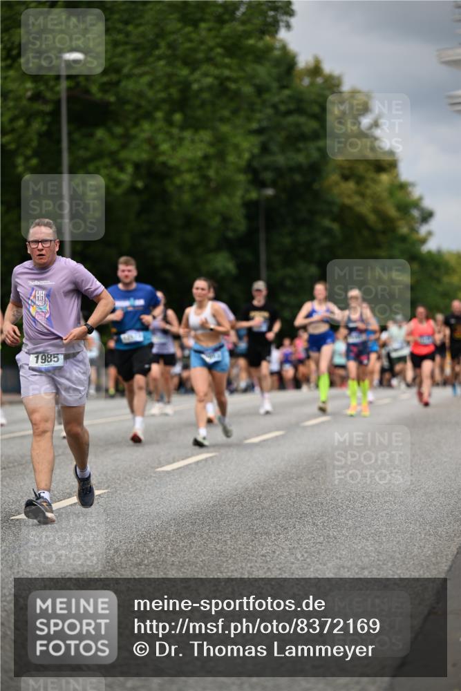 29.06.2025 - hella hamburg halbmarathon Dr. Thomas Lammeyer http://msf.ph/oto/8372169 29.06.2025 10:42:10 Kennedybrücke 1475, 1578, 1985, 2124, 2853, 3010, 3246, 3286, 3880, 4414, 5139, 5522, 5523, 5875, 6697, 6955, 7321, 7629, 8696, 8811, 8985, 9391, 9524, 9894, 10025, 10146, 10506, 10836, 11087, 11164 meine-sportfotos.de