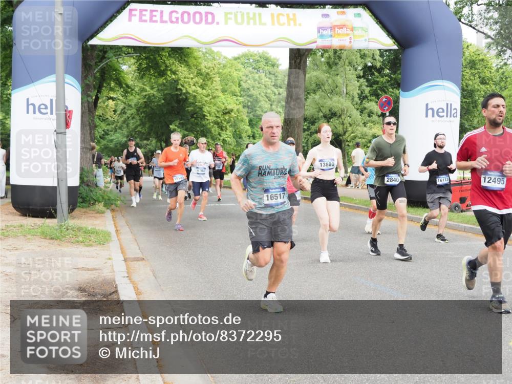 29.06.2025 - hella hamburg halbmarathon MichiJ http://msf.ph/oto/8372295 29.06.2025 10:44:51 Zwischen KM18-KM19 1611, 2236, 2282, 2806, 2840, 6595, 7856, 12495, 13880, 14369, 14571, 15145, 16113, 16517, 17827, 18891 meine-sportfotos.de