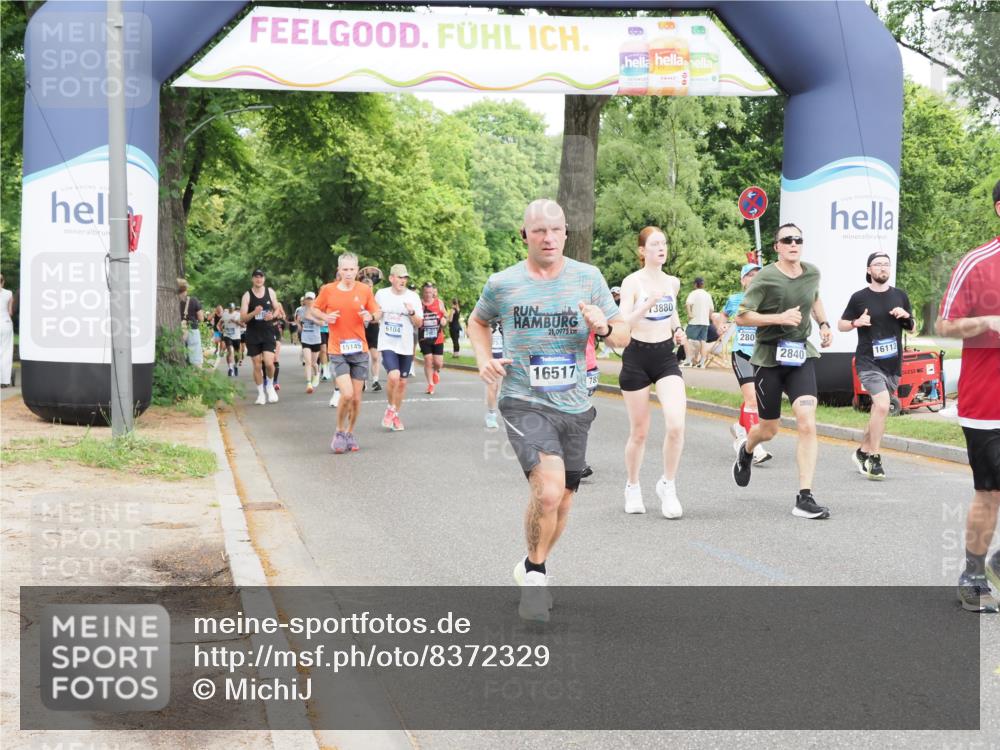 29.06.2025 - hella hamburg halbmarathon MichiJ http://msf.ph/oto/8372329 29.06.2025 10:44:51 Zwischen KM18-KM19 1611, 2236, 2282, 2806, 2840, 6595, 7856, 12495, 13880, 14369, 14571, 15145, 16113, 16517, 17827, 18891 meine-sportfotos.de