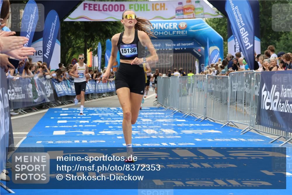29.06.2025 - hella hamburg halbmarathon Strokosch-Dieckow http://msf.ph/oto/8372353 29.06.2025 10:27:20 Ziel 4678, 14019, 15136, 15576, 15583, 18037, 18124, 18567 meine-sportfotos.de