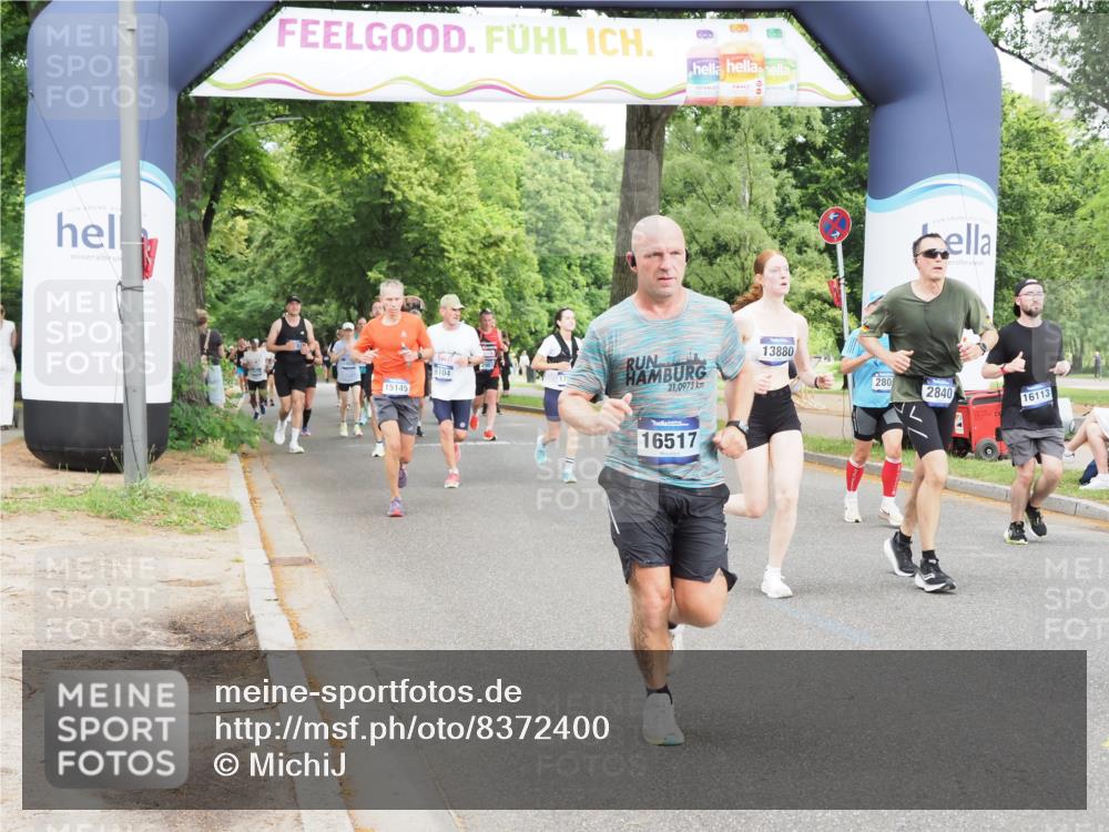29.06.2025 - hella hamburg halbmarathon MichiJ http://msf.ph/oto/8372400 29.06.2025 10:44:51 Zwischen KM18-KM19 1611, 2236, 2282, 2806, 2840, 6595, 7856, 12495, 13880, 14369, 14571, 15145, 16113, 16517, 17827, 18891 meine-sportfotos.de