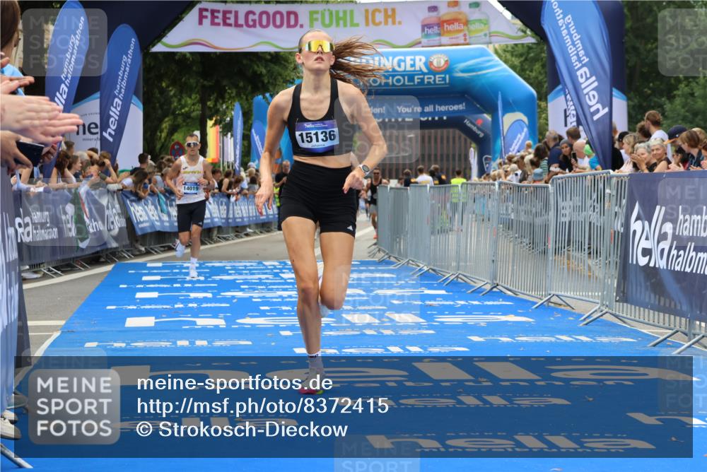 29.06.2025 - hella hamburg halbmarathon Strokosch-Dieckow http://msf.ph/oto/8372415 29.06.2025 10:27:20 Ziel 4678, 14019, 15136, 15576, 15583, 18037, 18124, 18567 meine-sportfotos.de