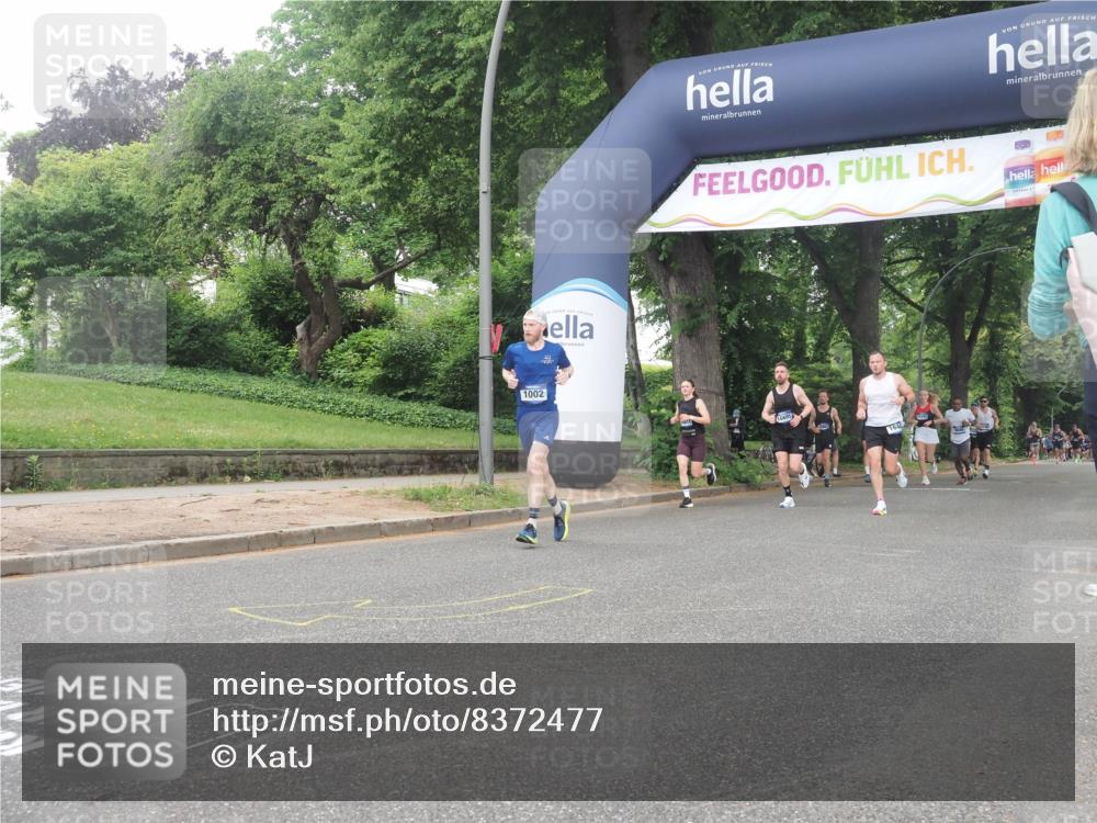 29.06.2025 - hella hamburg halbmarathon KatJ http://msf.ph/oto/8372477 29.06.2025 10:23:52 Zwischen KM18-KM19 1002, 1644, 7884 meine-sportfotos.de