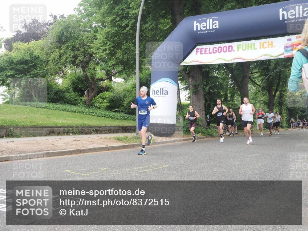 29.06.2025 - hella hamburg halbmarathon KatJ http://msf.ph/oto/8372515 29.06.2025 10:23:52 Zwischen KM18-KM19 1002, 1644, 7884 meine-sportfotos.de