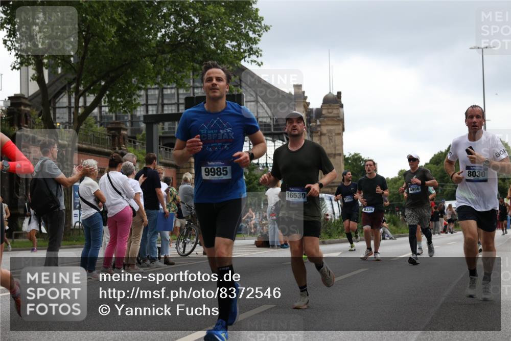 29.06.2025 - hella hamburg halbmarathon Yannick Fuchs http://msf.ph/oto/8372546 29.06.2025 10:53:47 20KM 1544, 2780, 3169, 3780, 4238, 4379, 4796, 4986, 6327, 6470, 7259, 7824, 8030, 8326, 8481, 8807, 9741, 9985, 10281, 10301, 10488, 11018, 11114, 11158, 11159, 11250, 11757, 12406, 12446, 12779, 13036, 13706, 14471, 14928, 15083, 15525, 15673, 15785, 15914, 16227, 16530, 16754, 16915, 17304, 17860, 18377, 18485, 18624, 18855, 19178 meine-sportfotos.de