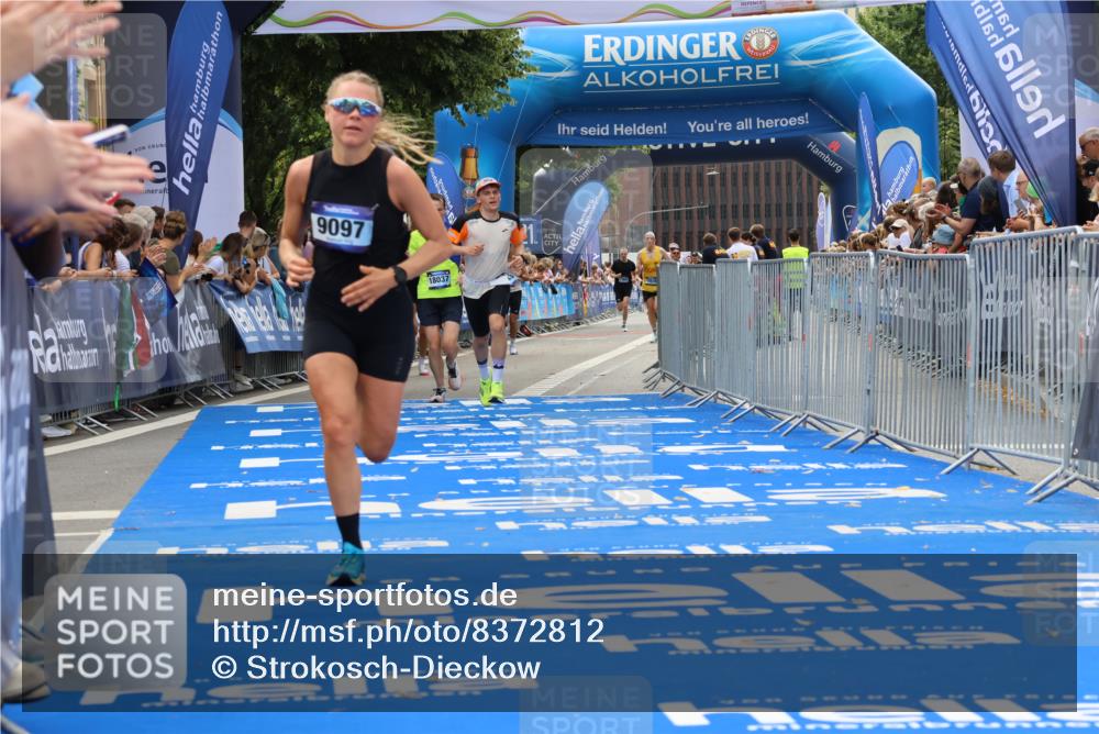 29.06.2025 - hella hamburg halbmarathon Strokosch-Dieckow http://msf.ph/oto/8372812 29.06.2025 10:27:13 Ziel 9097, 15136, 15583, 18037, 18124 meine-sportfotos.de