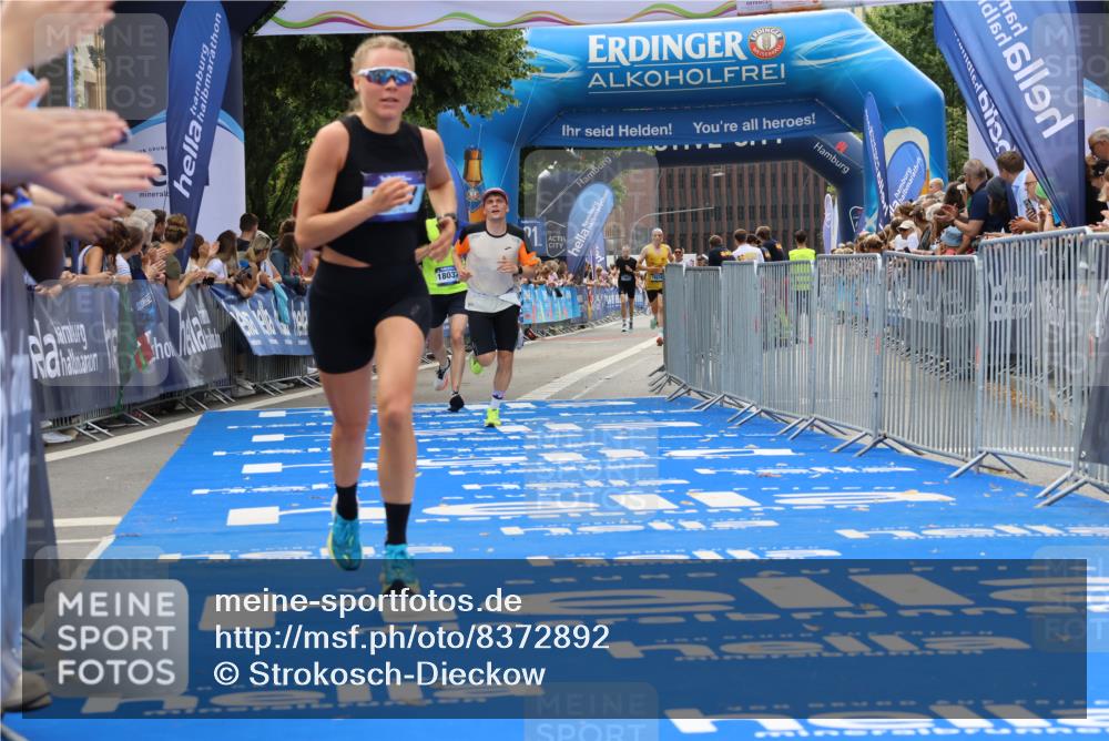 29.06.2025 - hella hamburg halbmarathon Strokosch-Dieckow http://msf.ph/oto/8372892 29.06.2025 10:27:13 Ziel 9097, 15136, 15583, 18037, 18124 meine-sportfotos.de