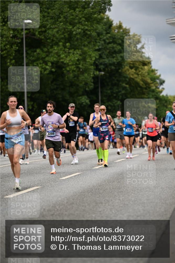 29.06.2025 - hella hamburg halbmarathon Dr. Thomas Lammeyer http://msf.ph/oto/8373022 29.06.2025 10:42:13 Kennedybrücke 1475, 1578, 1985, 2124, 2853, 3010, 3246, 3286, 3880, 4414, 5139, 5875, 6697, 6955, 7321, 7629, 8539, 8696, 8811, 9391, 9524, 9894, 10025, 10146, 10506, 11087, 11152, 11164 meine-sportfotos.de