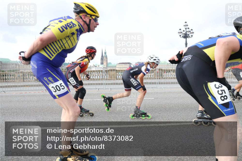 29.06.2025 - hella hamburg halbmarathon Lena Gebhardt http://msf.ph/oto/8373082 29.06.2025 08:50:46 Lombardsbrücke 272, 305, 358 meine-sportfotos.de