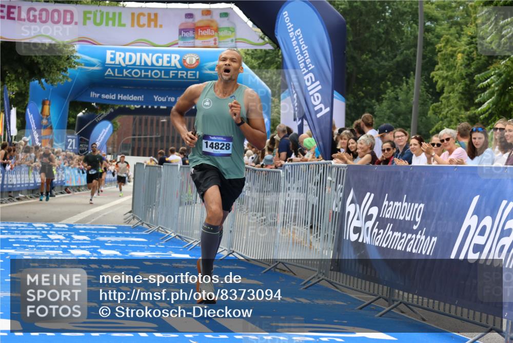 29.06.2025 - hella hamburg halbmarathon Strokosch-Dieckow http://msf.ph/oto/8373094 29.06.2025 10:27:03 Ziel 9079, 12641, 12992, 13780, 13956, 14828, 15671, 19050 meine-sportfotos.de
